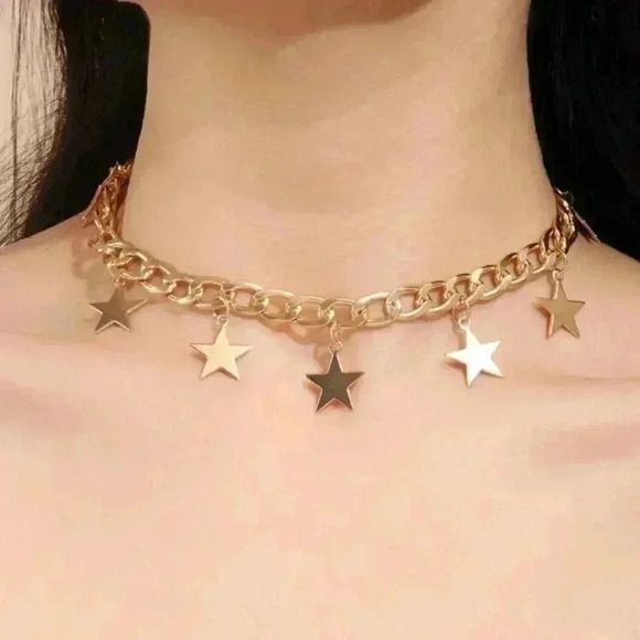 Fun gold tone star‎ choker . I have a matching cuff bracelet as well (separate) - Picture 1 of 2